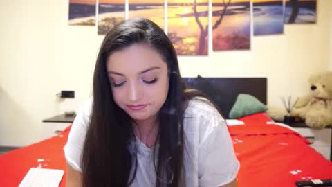 Adellineee online show from October 7, 2025, 9:45 pm