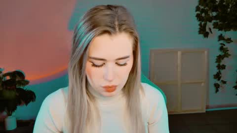 Adel online show from October 23, 2025, 1:43 pm