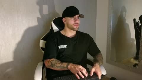 Ades online show from September 27, 2025, 11:59 am