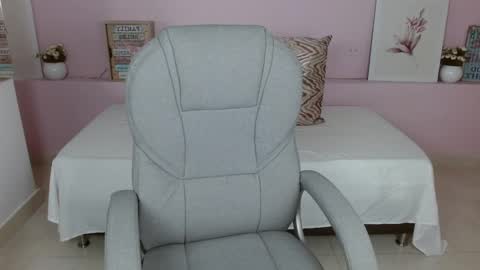 Adhara Cortez  online show from December 23, 2024, 9:18 pm