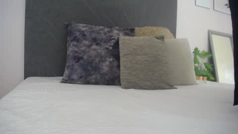 Adhara Cortez  online show from October 6, 2025, 9:34 pm