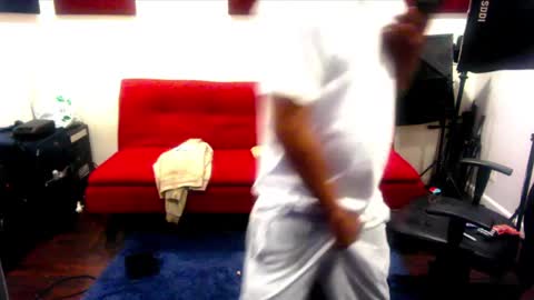 adick_ting online show from February 7, 2025, 9:15 pm