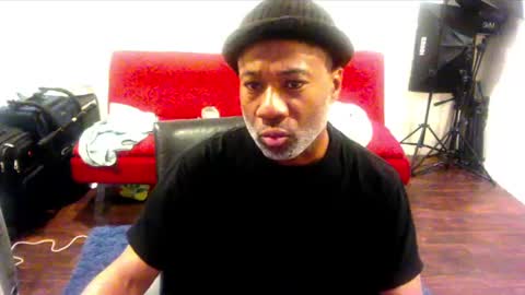 adick_ting online show from March 11, 2025, 9:34 am