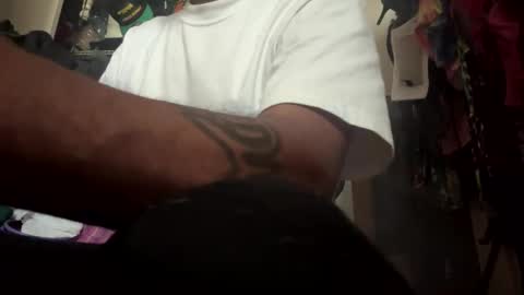 adick_ting online show from October 2, 2025, 10:28 pm