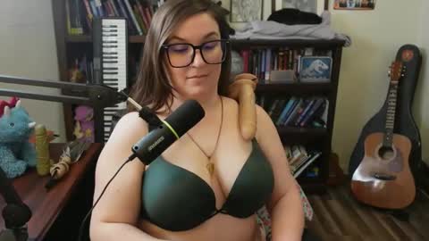 Snapshot of adobe_angel304 chatting on February 22, 2025, 9:37 pm adobe_angel304 online show from February 22, 2025, 9:37 pm