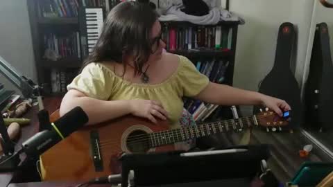 Snapshot of adobe_angel304 chatting on November 8, 2025, 8:18 pm adobe_angel304 online show from November 8, 2025, 8:18 pm