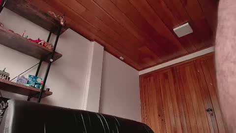 Juan online show from April 15, 2026, 3:19 pm