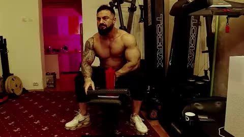 Adonis online show from October 18, 2025, 6:41 pm