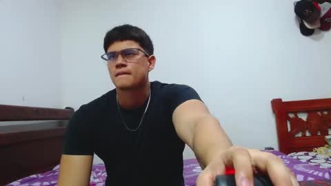 Snapshot of adonis_walkerx chatting on October 18, 2025, 12:57 am adonis_walkerx online show from October 18, 2025, 12:57 am