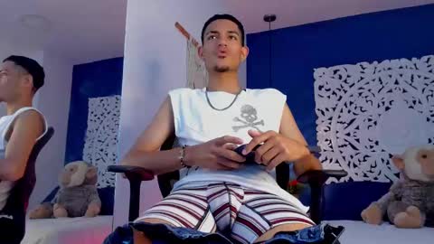 Snapshot of adonis_wb chatting on September 15, 2025, 10:43 pm adonis_wb online show from September 15, 2025, 10:43 pm