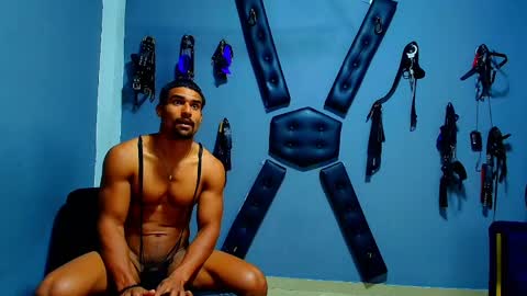 adonisdios online show from May 18, 2026, 2:34 pm