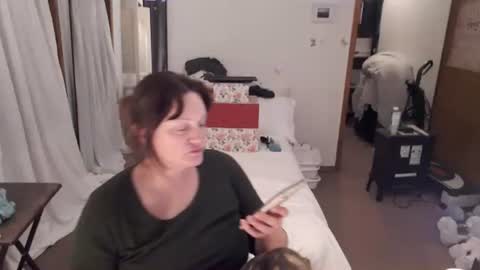 adorable22 online show from December 3, 2025, 11:14 pm