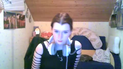 adorable_sparkle online show from February 15, 2025, 7:28 pm