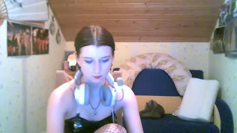 adorable_sparkle online show from February 16, 2025, 7:38 pm