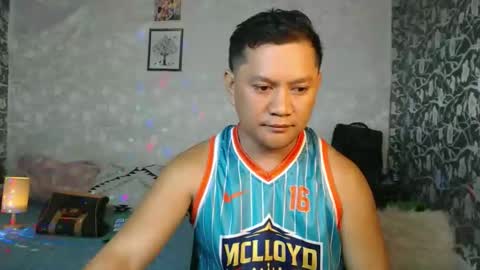 Snapshot of adorableasianboy chatting on May 28, 2026, 12:35 pm adorableasianboy online show from May 28, 2026, 12:35 pm
