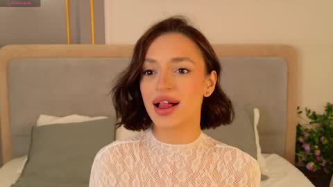 adoracortes online show from April 2, 2026, 5:05 am