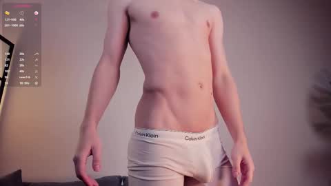 Adrian online show from October 14, 2025, 2:40 pm