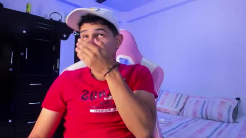 ADRIAN online show from February 19, 2026, 7:10 pm