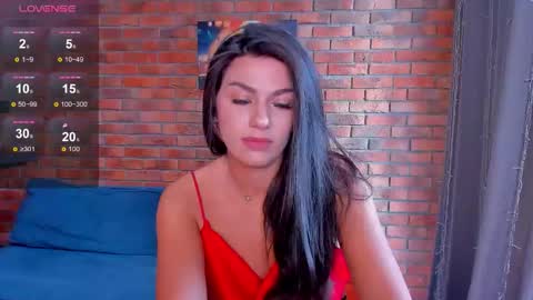 Adriana online show from October 30, 2025, 6:04 am