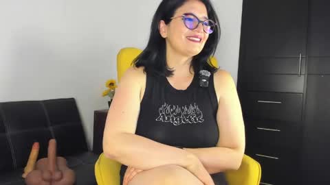 Adriana online show from May 15, 2026, 3:24 am