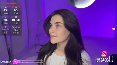 Adri online show from December 19, 2025, 10:39 pm