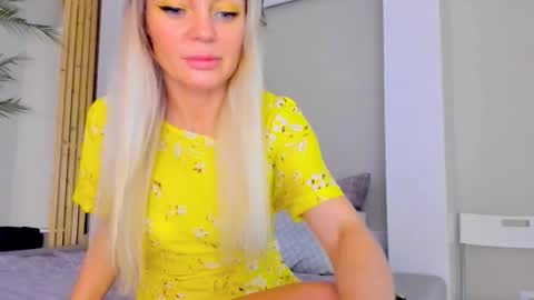 Snapshot of adriana_coy_ chatting on February 21, 2025, 2:48 pm Adriana online show from February 21, 2025, 2:48 pm
