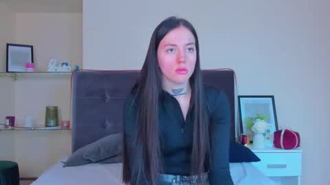 Adriana online show from February 27, 2026, 1:11 pm