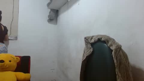 Adriana Tellez online show from November 13, 2025, 1:54 pm