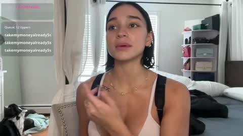 Adrianna  online show from April 4, 2026, 6:05 pm