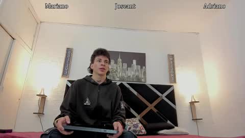 Adrian online show from October 21, 2025, 4:13 am