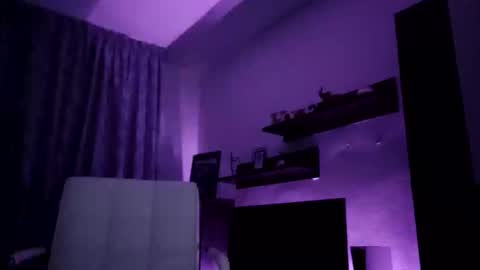 Snapshot of adrianohunt chatting on November 16, 2025, 8:58 pm Adriano online show from November 16, 2025, 8:58 pm