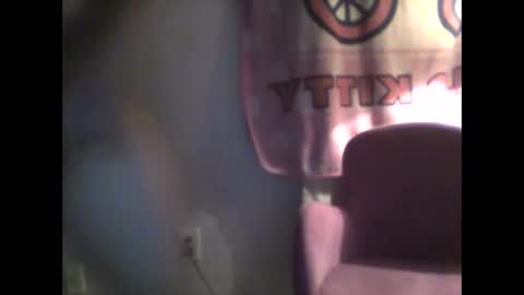 Snapshot of adrianpauli chatting on June 2, 2026, 7:21 am adrianpauli online show from June 2, 2026, 7:21 am