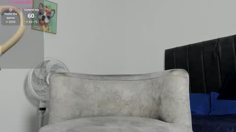 adriel_escalante online show from February 17, 2026, 3:14 am