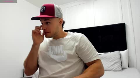 Adrein Roche online show from January 25, 2025, 11:11 pm