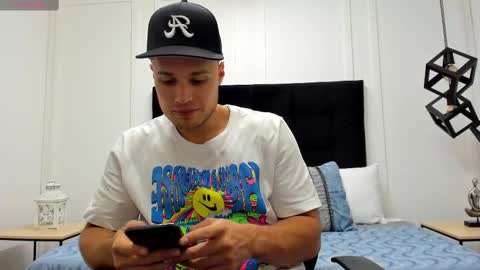 Adrein Roche online show from January 28, 2025, 11:39 pm