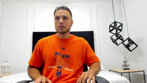 Adrein Roche online show from February 5, 2025, 11:17 pm