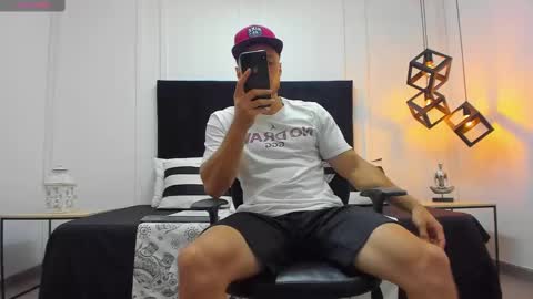 Adrein Roche online show from February 18, 2025, 11:30 pm