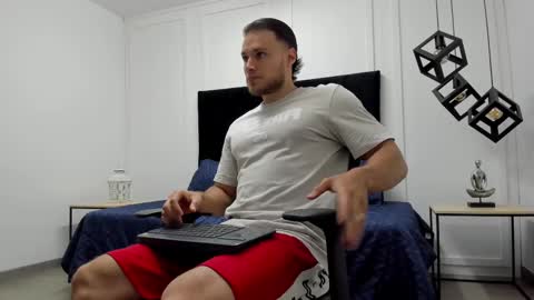 Adrein Roche online show from March 10, 2025, 11:16 pm