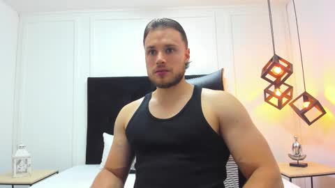 Adrein Roche online show from October 30, 2025, 11:27 pm