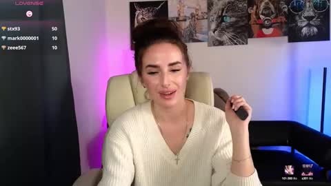 Snapshot of adrihanna chatting on February 19, 2025, 9:03 pm Adriana online show from February 19, 2025, 9:03 pm