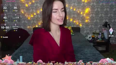 Adriana online show from November 5, 2025, 7:36 pm