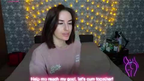 Adriana online show from December 5, 2025, 6:22 am