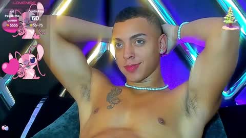 Snapshot of adriianlopez chatting on December 11, 2024, 7:46 pm Adrian Lopez online show from December 11, 2024, 7:46 pm