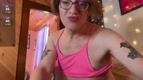Snapshot of adventureminded chatting on December 22, 2024, 4:38 pm Missy online show from December 22, 2024, 4:38 pm