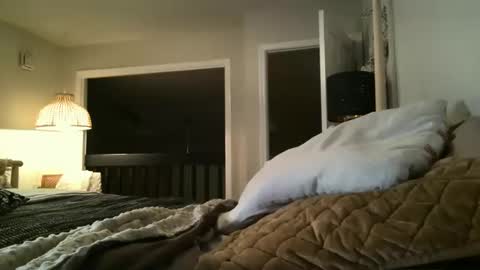 Snapshot of adventurouscpl2469 chatting on November 5, 2025, 1:05 am Sexdollx4u online show from November 5, 2025, 1:05 am