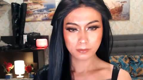 Snapshot of affairtoyourgoddesskhendra chatting on December 13, 2024, 8:58 pm Dominant Goddess Contessa online show from December 13, 2024, 8:58 pm