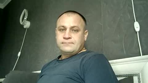 Sasha online show from December 5, 2025, 9:29 am