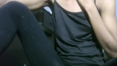 Snapshot of africadeluxe chatting on December 27, 2024, 10:23 am Africa online show from December 27, 2024, 10:23 am