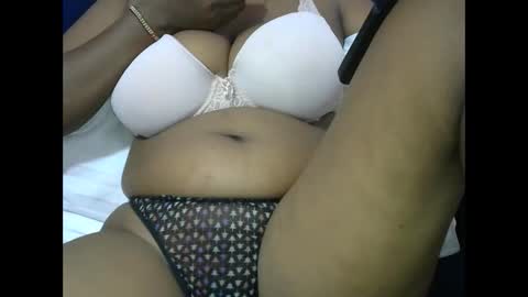 Snapshot of african_adasa02 chatting on October 22, 2025, 10:04 am african_adasa02 online show from October 22, 2025, 10:04 am