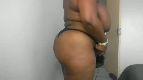 Snapshot of africanbusty chatting on January 31, 2025, 7:07 am ONLYFAN-Africanbusty online show from January 31, 2025, 7:07 am